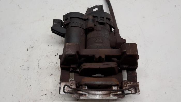 Rear brake calliper, right Volvo XC90 II 2.0 T8 16V Twin Engine AWD ...