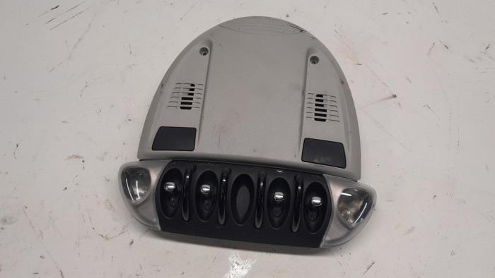 Begagnade Innerbelysning, fram Mini Mini (R56) 1.4 16V One Pris € 52,50 Marginaltabell erbjuds av Reclycar De Boer BV