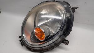Used Headlight, left Mini Mini (R56) 1.4 16V One Price € 78,75 Margin scheme offered by Reclycar De Boer BV
