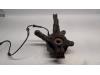Front wheel hub from a Renault Captur (2R) 0.9 Energy TCE 12V 2013