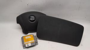 Usagé Kit + module airbag Kia Sportage (JE) 2.0 CVVT 16V 4x4 Prix € 367,50 Règlement à la marge proposé par Reclycar De Boer BV