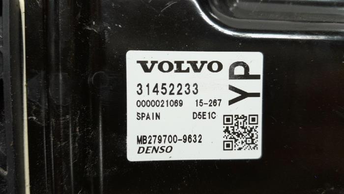 Ordenadores de inyección de un Volvo XC90 II 2.0 T8 16V Twin Engine AWD 2015