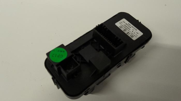 Electric window switch MG ZS - 10003589 - Reclycar De Boer BV