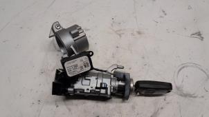 Used Ignition lock + key Opel Adam 1.4 16V Price € 78,75 Margin scheme offered by Reclycar De Boer BV