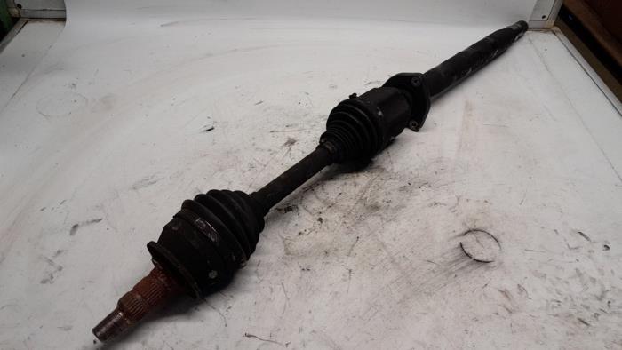 Used Front drive shaft, right Opel Insignia Sports Tourer 2.0 Biturbo CDTI 16V 4x4 Price € 36,75 Margin scheme offered by Reclycar De Boer BV