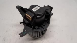 Used Heating and ventilation fan motor Fiat 500L (199) 1.6 D 16V Multijet II Price € 78,75 Margin scheme offered by Reclycar De Boer BV