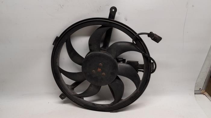 Begagnade Fläktmotor Mini Mini (R56) 1.4 16V One Pris € 36,75 Marginaltabell erbjuds av Reclycar De Boer BV