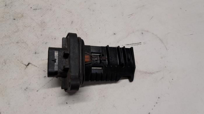Begagnade Luftflödesmätare Mini Countryman (R60) 2.0 Cooper SD 16V Pris € 42,00 Marginaltabell erbjuds av Reclycar De Boer BV