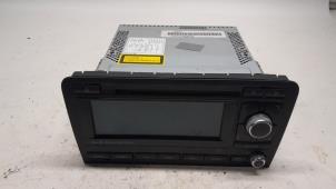 Used Radio CD player Audi A3 Sportback (8PA) 1.4 TFSI 16V Price € 157,50 Margin scheme offered by Reclycar De Boer BV