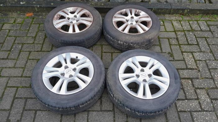 Sport rims set + tires - Alloy - Reclycar De Boer BV