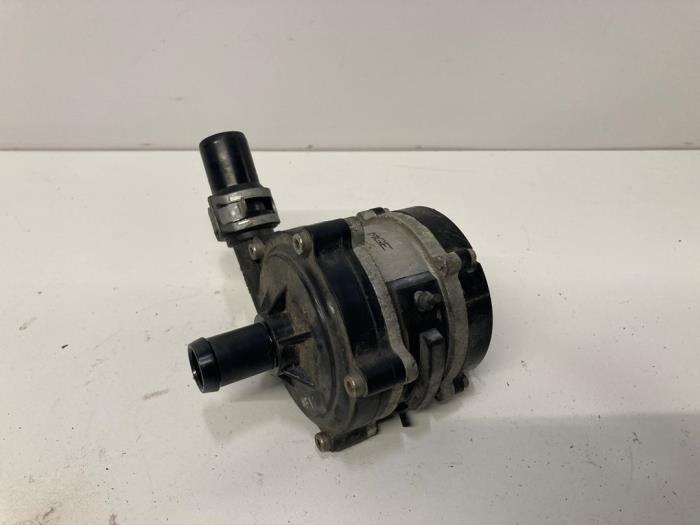 Begagnade Extra vattenpump Kia Niro I (DE) 1.6 GDI Hybrid Pris € 157,50 Marginaltabell erbjuds av Reclycar De Boer BV