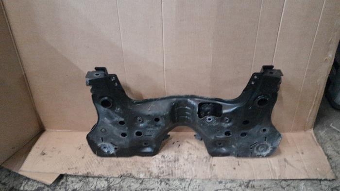 Begagnade Underram Fiat Tipo (356W/357W) 1.6 D 16V Multijet Pris € 157,50 Marginaltabell erbjuds av Reclycar De Boer BV