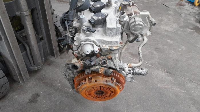 Motor van een Dacia Sandero II 0.9 TCE 12V 2014