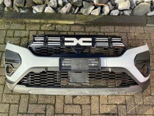 Used Front bumper Dacia Jogger 1.0 TCe 100 Bi-Fuel , ECO-G 12V Price € 525,00 Margin scheme offered by Reclycar De Boer BV