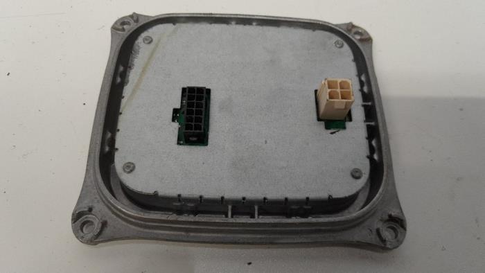 Gebrauchte Xenon Modul Peugeot 308 (L3/L8/LB/LH/LP) 1.6 e-HDi Preis € 52,50 Margenregelung angeboten von Reclycar De Boer BV