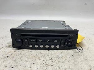 Gebrauchte Radio CD Spieler Citroen DS3 (SA) 1.2 12V PureTech 82 Preis € 131,25 Margenregelung angeboten von Reclycar De Boer BV