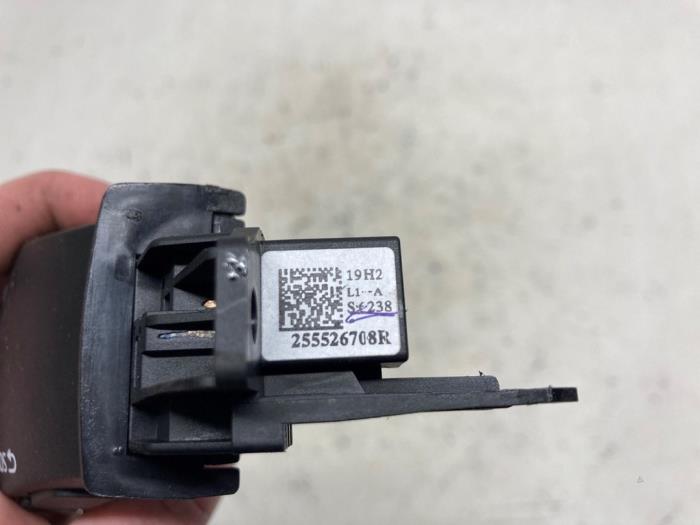 Steering wheel mounted radio control from a Renault Megane IV Estate (RFBK) 1.3 TCE 160 16V 2022