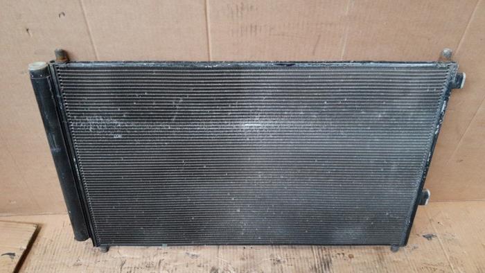 Usagé Radiateur clim Toyota RAV4 (A3) 2.2 D-4D 16V 4x4 Prix € 26,25 Règlement à la marge proposé par Reclycar De Boer BV
