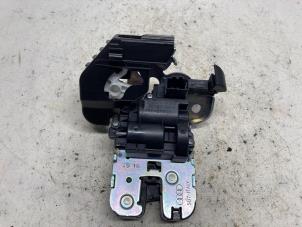 Used Tailgate lock mechanism Skoda Fabia III (NJ3) 1.2 TSI 16V Price € 26,25 Margin scheme offered by Reclycar De Boer BV