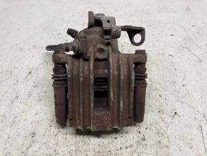 Used Rear brake calliper, left Skoda Fabia III (NJ3) 1.2 TSI 16V Price € 36,75 Margin scheme offered by Reclycar De Boer BV