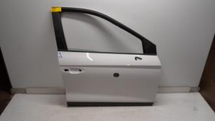 Gebrauchte Tür 4-türig rechts vorne Seat Arona (KJX) 1.0 TGI 12V Preis € 540,75 Margenregelung angeboten von Reclycar De Boer BV
