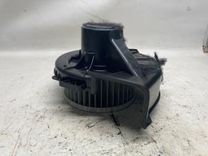 Used Heating and ventilation fan motor Skoda Fabia III (NJ3) 1.2 TSI 16V Price € 42,00 Margin scheme offered by Reclycar De Boer BV