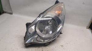 Used Headlight, left Opel Agila (B) 1.2 16V Price € 131,25 Margin scheme offered by Reclycar De Boer BV