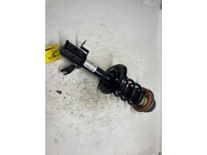 Used Front shock absorber, right Renault Express Price € 105,00 Margin scheme offered by Reclycar De Boer BV