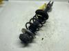 Fronts shock absorber, left from a Dacia Duster (SR) 1.0 TCE 100 Bi-Fuel, Eco-G 12V 2023