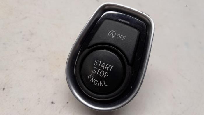 Używane Przelacznik Start/Stop BMW 1 serie (F20) 120i 1.6 16V Cena € 21,00 Procedura marży oferowane przez Reclycar De Boer BV
