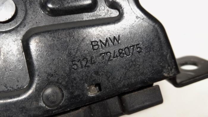 Mécanique de verrouillage hayon d'un BMW 1 serie (F20) 118i 1.6 16V 2015