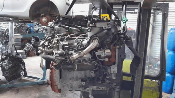 Engine from a Peugeot 308 (L3/L8/LB/LH/LP) 1.6 e-HDi 2014
