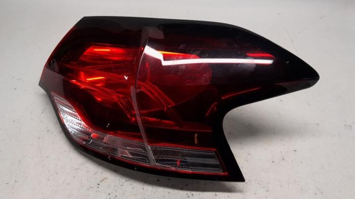 Taillight, right from a DS DS 4/DS 4 Crossback (NX) 1.6 BlueHDI 120 2017