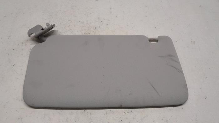 Sun visor from a Renault Express 1.5 dCi 75 2023