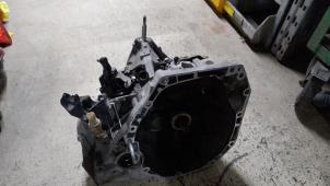 Used Gearbox Dacia Duster (SR) 1.6 16V Price € 630,00 Margin scheme offered by Reclycar De Boer BV