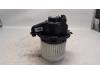 Heating and ventilation fan motor from a Renault Express, 2021 1.5 dCi 75, Delivery, Diesel, 1.461cc, 55kW (75pk), FWD, K9K872; K9KU8, 2021-05, RJKFD0AA 2023