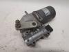 Front wiper motor from a MINI Countryman (R60) 1.6 16V One 2014