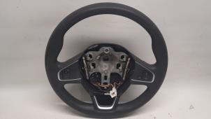 Used Steering wheel Renault Clio IV Estate/Grandtour (7R) 0.9 Energy TCE 90 12V Price € 105,00 Margin scheme offered by Reclycar De Boer BV