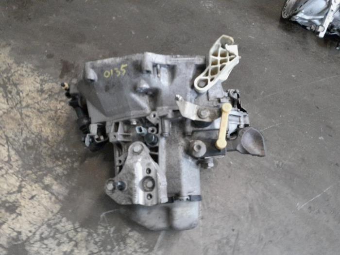 Gearbox from a Peugeot 207 SW (WE/WU) 1.6 16V 2008