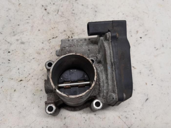 Gebrauchte Drosselklappengehäuse Volkswagen Polo IV (9N1/2/3) 1.4 16V 75 Preis € 52,50 Margenregelung angeboten von Reclycar De Boer BV