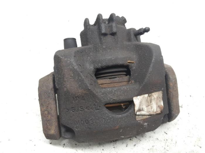 Gebrauchte Bremszange links vorne Peugeot RCZ (4J) 1.6 16V THP Preis € 36,75 Margenregelung angeboten von Reclycar De Boer BV