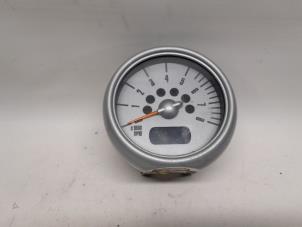 Used Tachometer Mini Mini Cooper S (R53) 1.6 16V Price € 42,00 Margin scheme offered by Reclycar De Boer BV