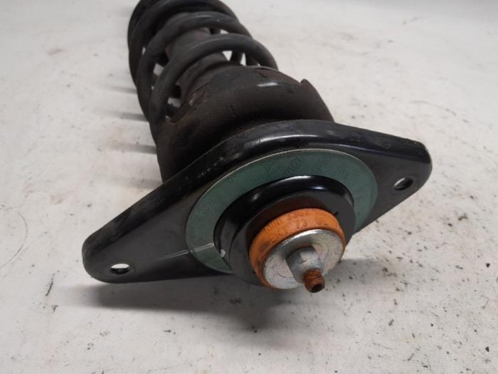 Rear shock absorber, right from a MINI Countryman (R60) 1.6 16V One 2014
