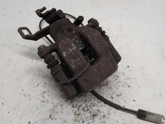 Gebrauchte Bremszange links hinten Mini Countryman (R60) 1.6 16V One Preis € 36,75 Margenregelung angeboten von Reclycar De Boer BV