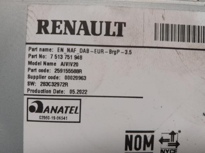 Radio van een Renault Express 1.5 dCi 75 2023
