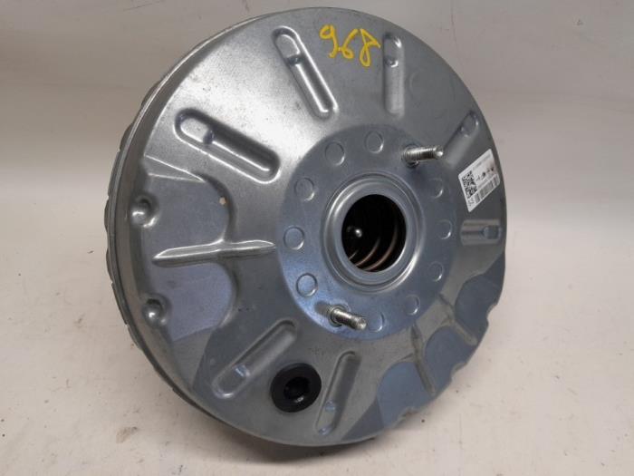 Usagé Servo frein Renault Express 1.5 dCi 75 Prix € 78,75 Règlement à la marge proposé par Reclycar De Boer BV