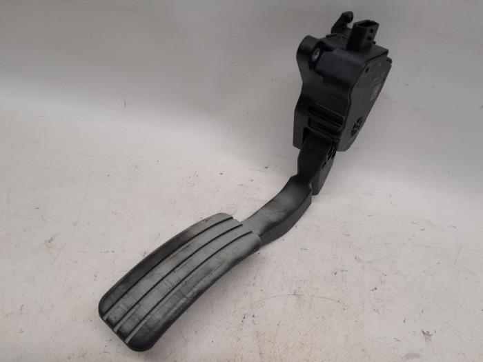 Begagnade Gaspedalsensor Renault Express 1.5 dCi 75 Pris € 78,75 Marginaltabell erbjuds av Reclycar De Boer BV