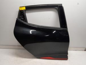 Used Rear door 4-door, right Renault Clio IV (5R) 0.9 Energy TCE 90 12V Price on request offered by Reclycar De Boer BV