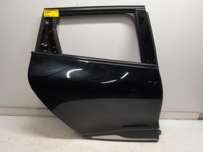Rear door 4-door, right from a Renault Clio IV Estate/Grandtour (7R) 0.9 Energy TCE 90 12V 2016