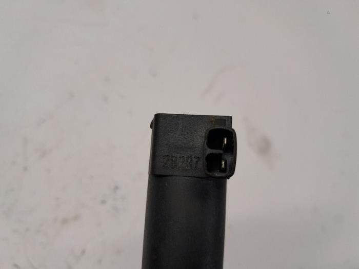 Ignition coil from a Renault Scénic II (JM) 2.0 16V 2008